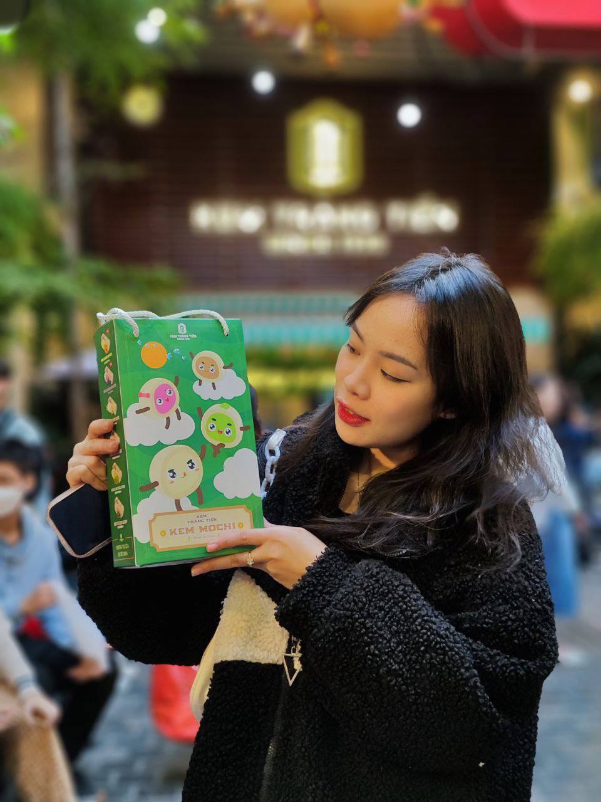 Thương hiệu kem tuổi thơ Hà Nội bất ngờ ra mắt sản phẩm mới: Chè Tràng Tiền