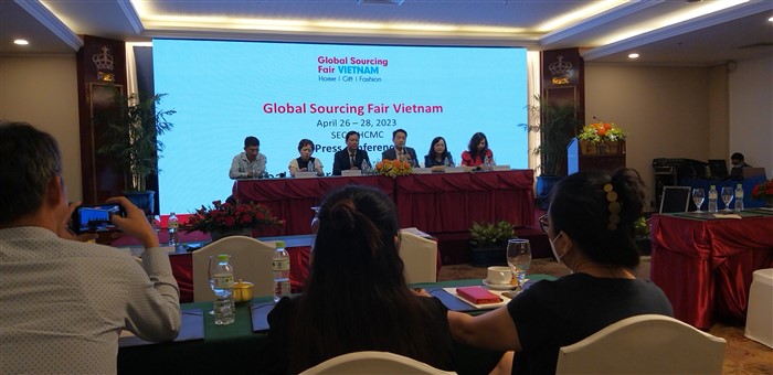 Triển lãm Nguồn Cung ứng Quốc tế đầu tiên tại Việt Nam quy tụ hơn 500 gian hàng tham gia trưng bày