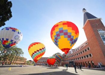 Sắp diễn ra Festival Khinh khí cầu – Dù lượn quốc tế 2023 tại Đà Lạt