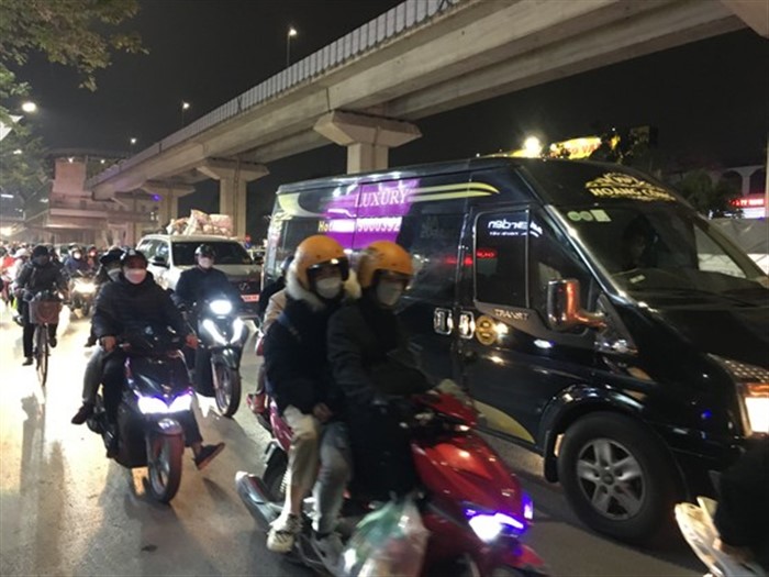 Xăng dầu bất ngờ tăng giá sớm từ 19 giờ ngày 30-1