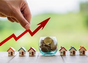 Doanh nghiệp bất động sản: Đầu đội thủ tục, chân đạp ngân hàng