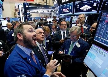 Chứng khoán Mỹ “xanh hy vọng” khi chờ đợi quyết định của Fed