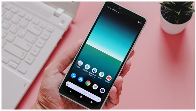 Bạn cần làm gì khi dung lượng điện thoại Android gần đầy?