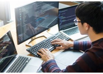 Nhân sự phần mềm, IT ở TP. Hồ Chí Minh hay Hà Nội có mức lương cao hơn, vị trí nào có mức lương 350 triệu đồng/tháng?