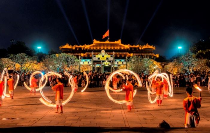 Mở cửa, miễn phí tham quan Đại nội Huế về đêm