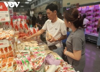 Giảm thuế VAT để kích cầu tiêu dùng