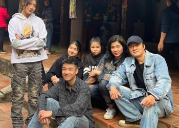 NSƯT Võ Hoài Nam khoe loạt ảnh cưới hơn 20 năm trước với bà xã kém 12 tuổi