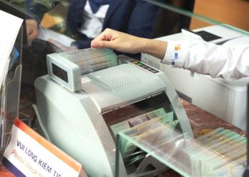 Chuyển khoản từ 500 triệu đồng trở lên phải báo cáo