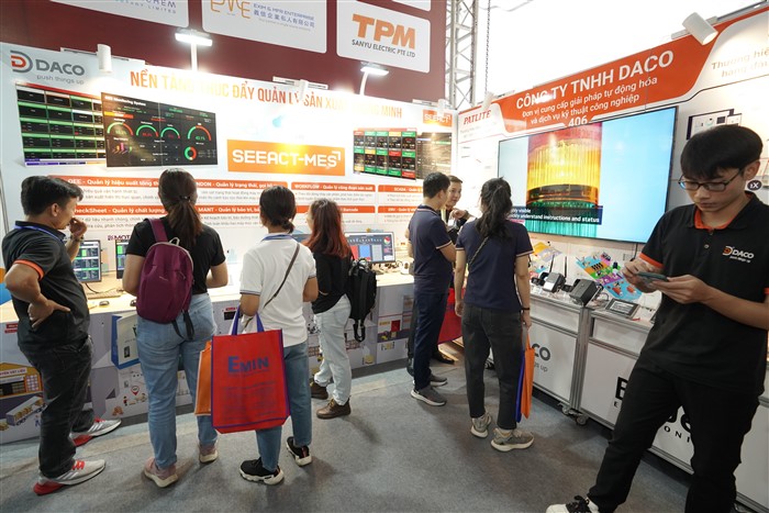 Chuỗi Triển lãm Công nghiệp và Sản xuất Việt Nam thu hút hơn 350 gian hàng đến từ 20 quốc gia