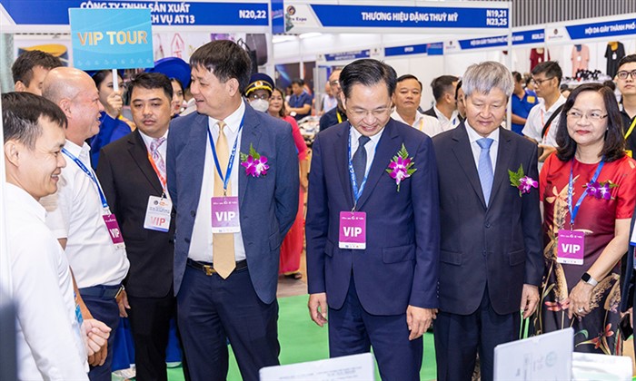 Khai mạc Triển lãm quốc tế Công nghiệp hóa chất lần thứ 18 – VINACHEM EXPO 2023 với quy mô 500 gian hàng