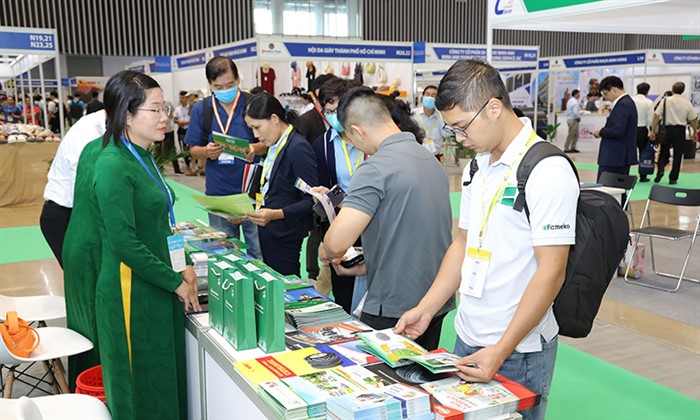 Khai mạc Triển lãm quốc tế Công nghiệp hóa chất lần thứ 18 – VINACHEM EXPO 2023 với quy mô 500 gian hàng