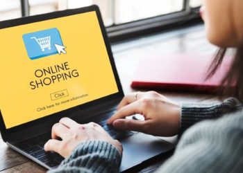 Cấm xuất cảnh với người bán hàng online nợ thuế