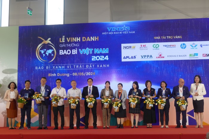 Lễ Vinh danh biểu dương các bao bì xuất sắc, thân thiện với môi trường – “Bao bì xanh vì Trái đất xanh”