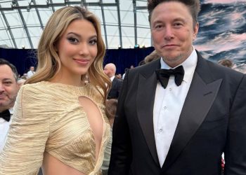 2 mỹ nhân Gen Z nổi tiếng khoe sắc với đầm Công Trí