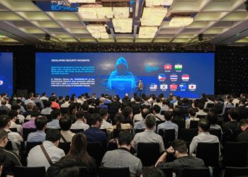 Hơn 1000 người tham gia hội nghị về dữ liệu và điện toán đám mây tại TP. Hồ Chí Minh