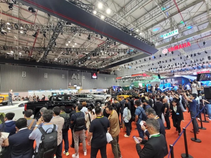 Vietnam Motor Show 2024 chính thức khai mạc với chủ đề “Công nghệ mở tương lai xanh”