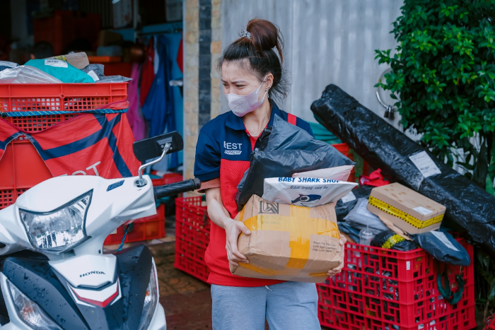 BEST Express tri ân đối tác nhượng quyền mới nhân dịp năm mới 2025