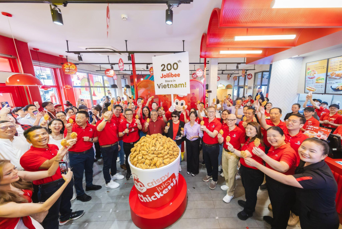 Dấu ấn đặc biệt 2024: Cột mốc 200 cửa hàng của Jollibee Việt Nam