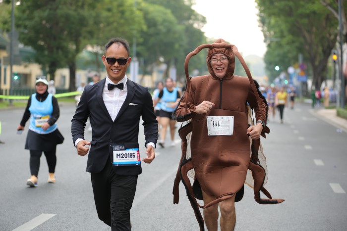 Khai Mạc GIẢI MARATHON Thành Phố Hồ Chí Minh Lần Thứ 12
