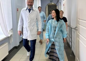 HelenCare triển khai mô hình chăm sóc sức khỏe tái tạo toàn diện bằng công nghệ y sinh học tại UAE và Nga