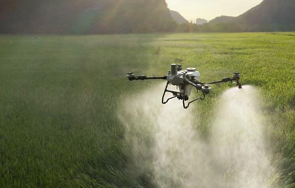DJI Agriculture nâng tầm nông nghiệp chính xác với việc ra mắt toàn cầu Agras T55 và hệ thống phun pin kép T100