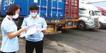 Bộ Tài chính loại bỏ 7 thủ tục hải quan trong lĩnh vực hàng miễn thuế